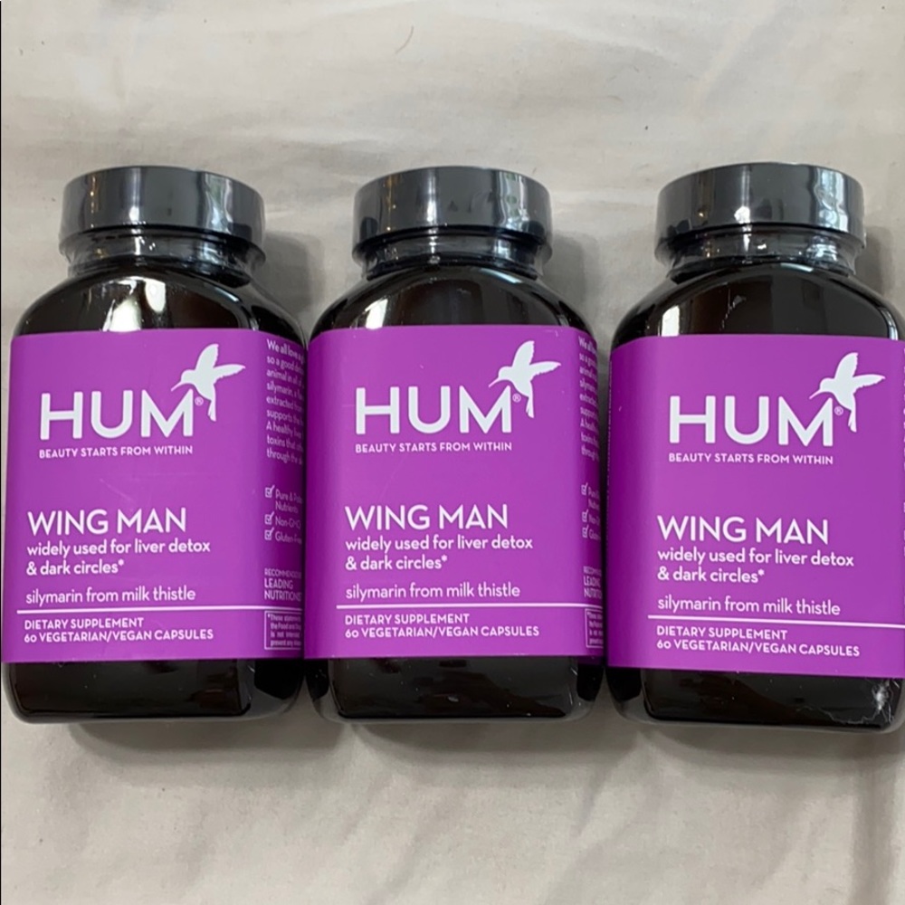 HUM